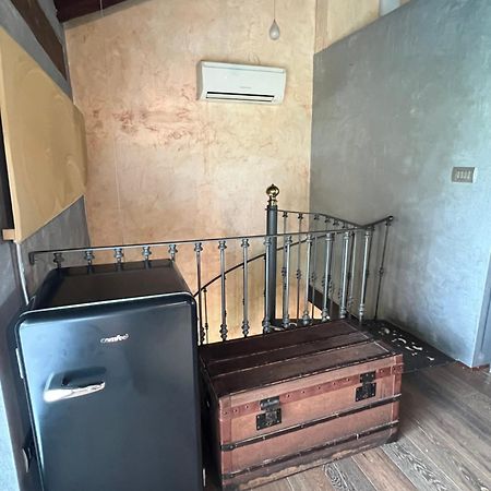 Casa Del Bosco Lägenhet Busca Exteriör bild