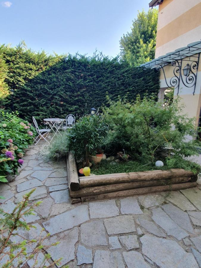 Casa Del Bosco Lägenhet Busca Exteriör bild