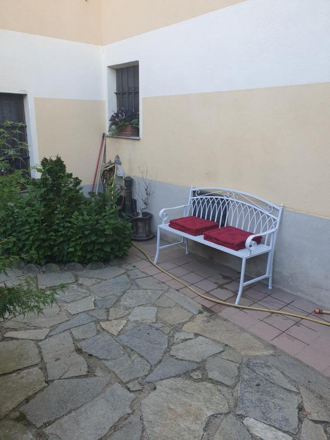 Casa Del Bosco Lägenhet Busca Exteriör bild