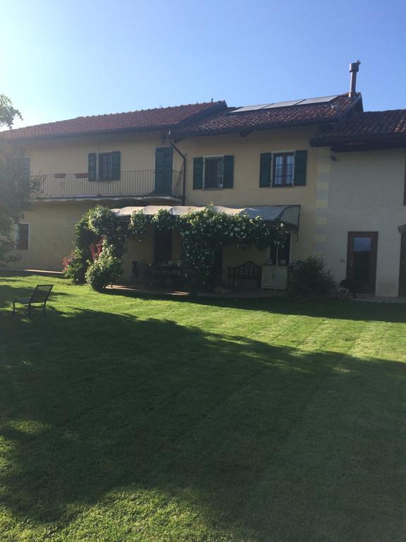 Casa Del Bosco Lägenhet Busca Exteriör bild
