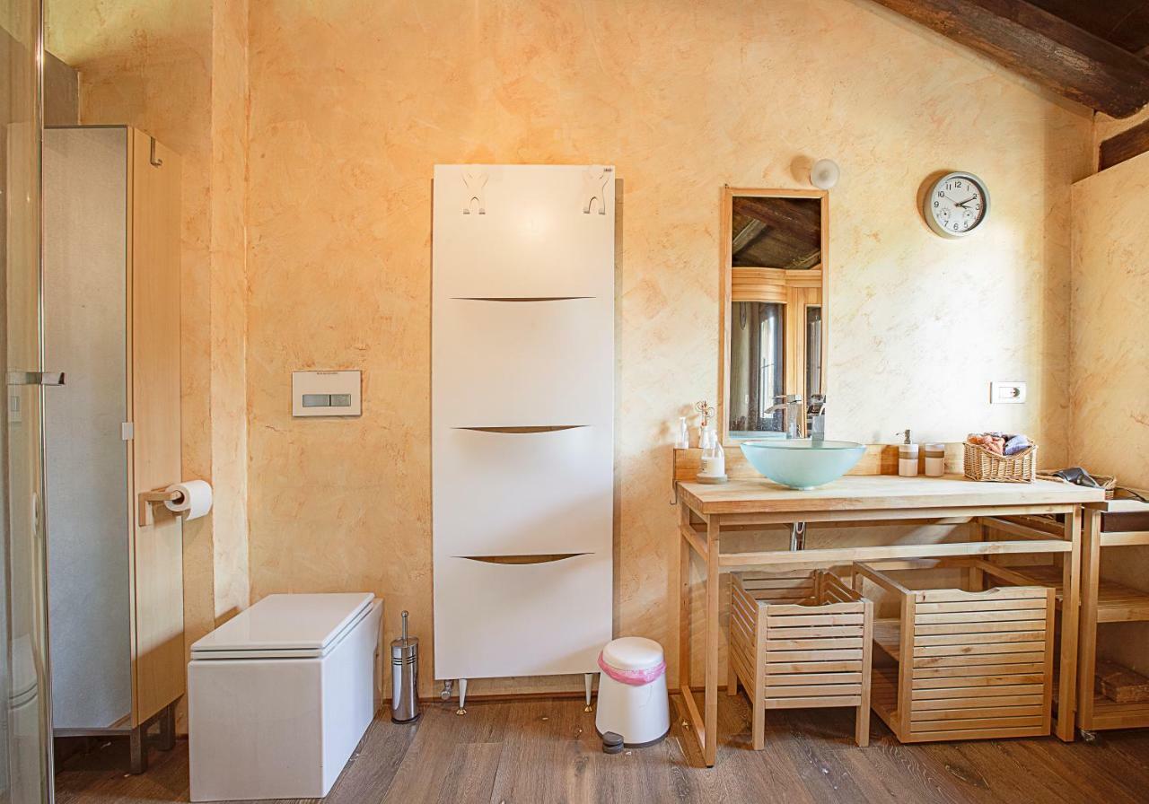 Casa Del Bosco Lägenhet Busca Exteriör bild