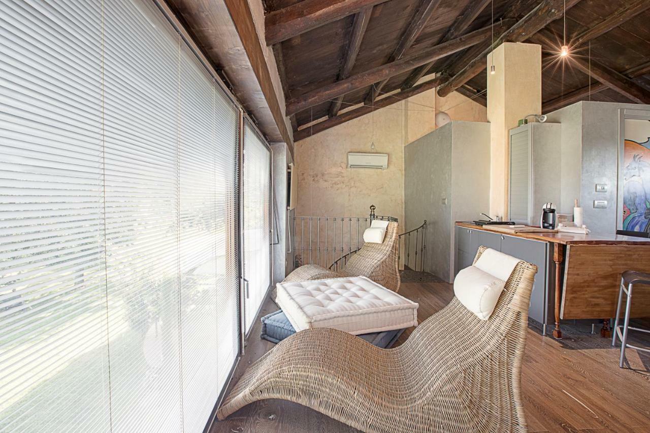 Casa Del Bosco Lägenhet Busca Exteriör bild